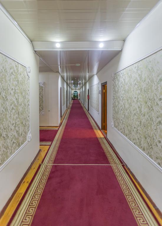 Araz Hotel Баку Экстерьер фото