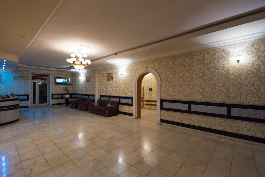 Araz Hotel Баку Экстерьер фото